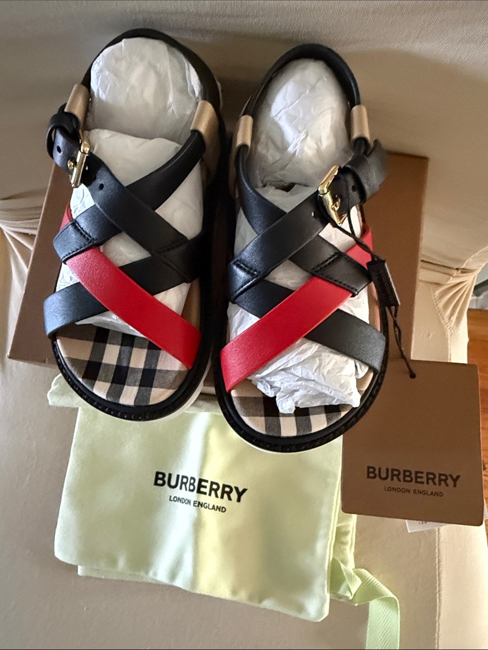 Burberry Kids Black & Red Leather Crisscross Sandals with Check Footbed